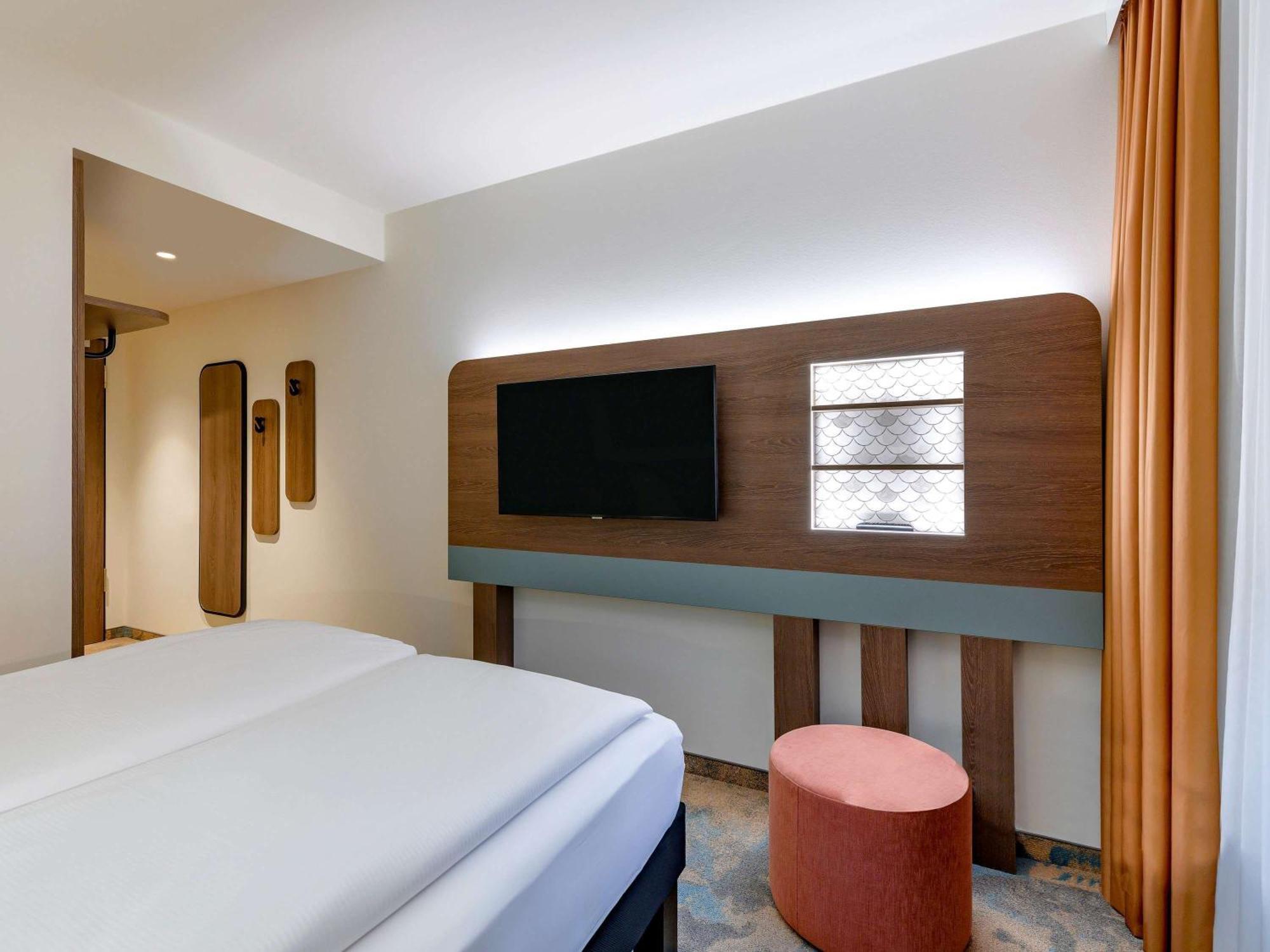 Ibis Styles Kiel City Bagian luar foto